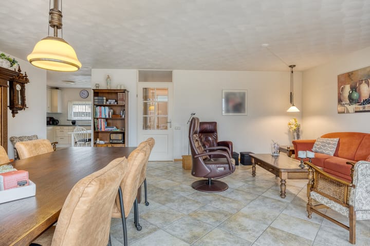 Foto 11 van Marlestraat 12