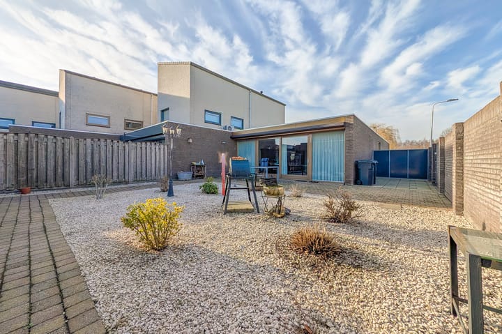 Foto 28 van Marlestraat 12