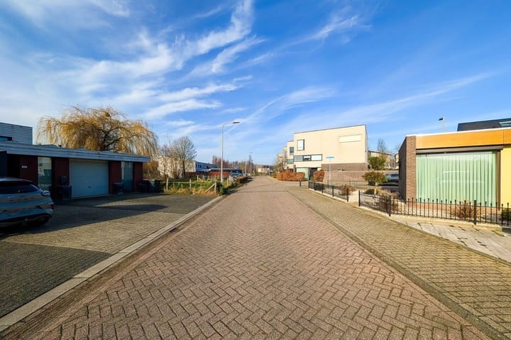 Foto 42 van Marlestraat 12