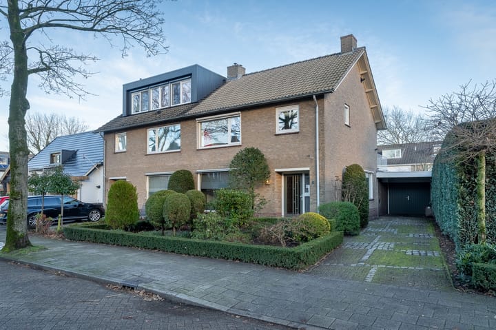 Foto 42 van Piacenzastraat 5