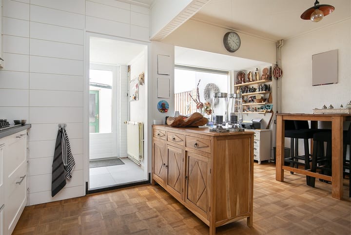 Foto 8 van Leeuwstraat 18