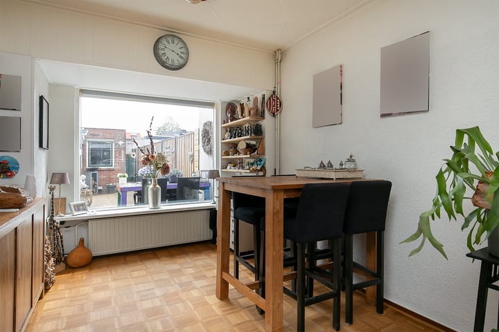 Foto 7 van Leeuwstraat 18