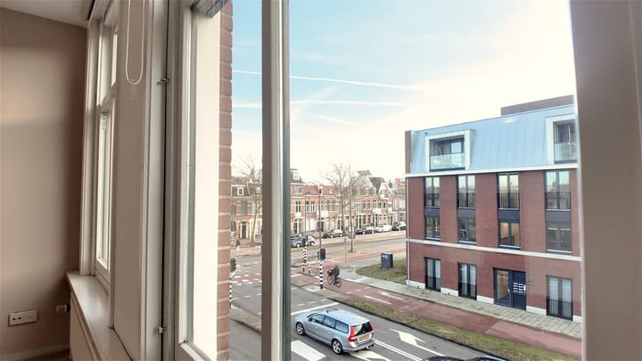 Photo 10 of Kleverlaan 3-H