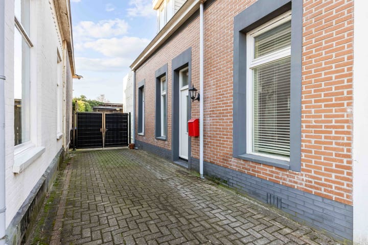 Foto 9 van Slochterstraat 82