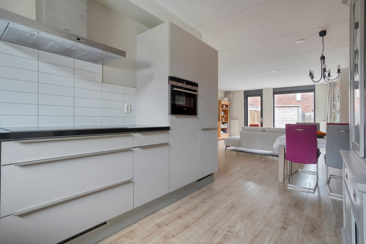 Photo 19 of Schuilenburgstraat 42