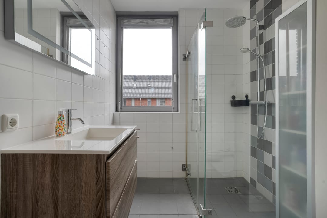 Photo 31 of Schuilenburgstraat 42