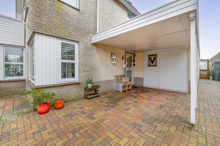 Photo 5 of Oeverloper 19