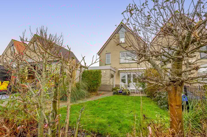 Photo 27 of Oeverloper 19