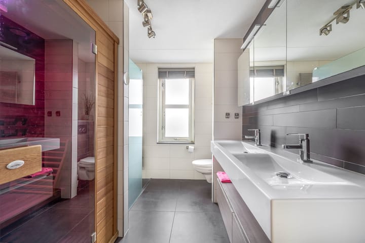 Photo 34 of Oeverloper 19