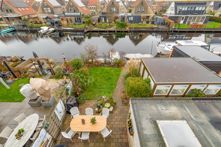 Photo 46 of Oeverloper 19