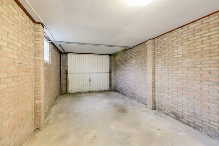 Photo 37 of Michiel de Ruyterstraat 59