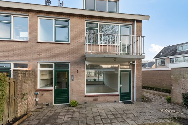 Photo 39 of Michiel de Ruyterstraat 59