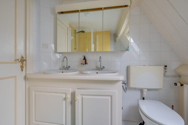 Foto 36 van Burgemeester Geuzestraat 45