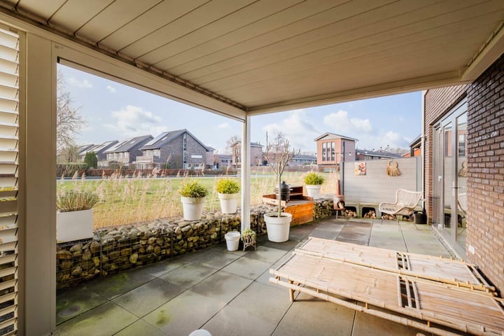 Foto 14 van M.C. Escherweg 75