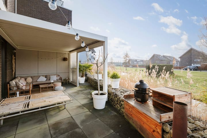 Foto 15 van M.C. Escherweg 75