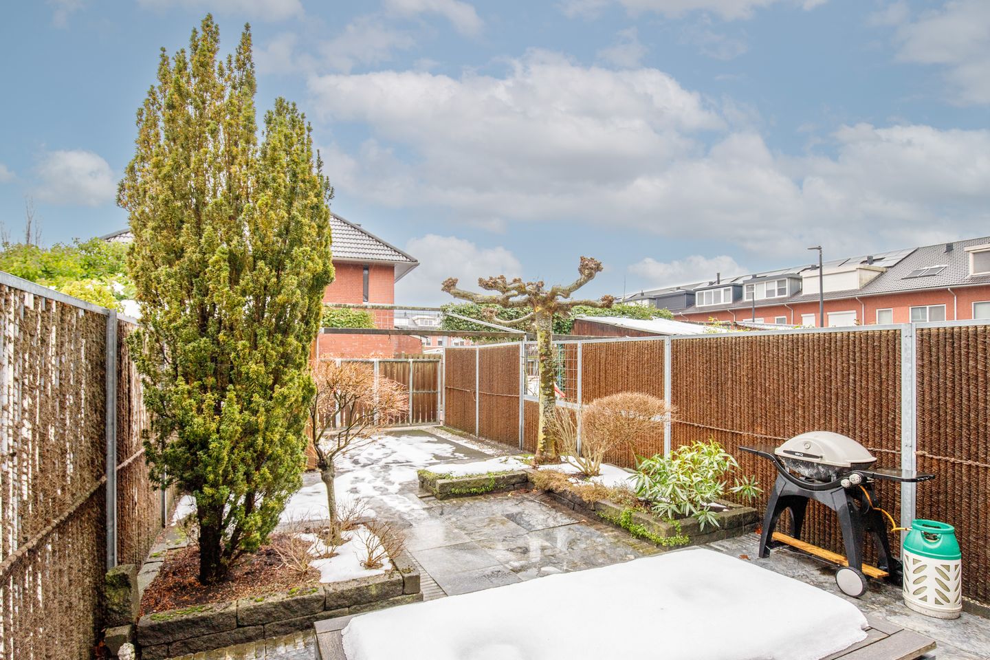 Foto 29 van Raoul Hausmannhof 2