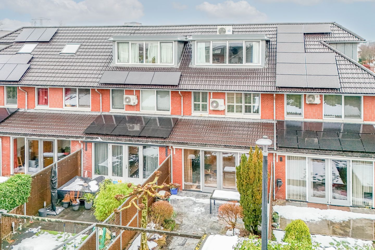 Foto 35 van Raoul Hausmannhof 2