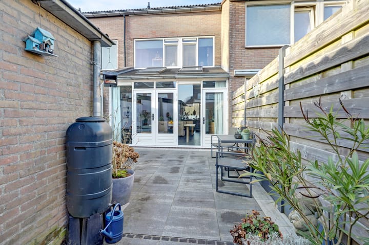 Foto 38 van Zwaluwstraat 108