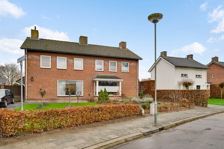 Foto 2 van Bernhardstraat 10