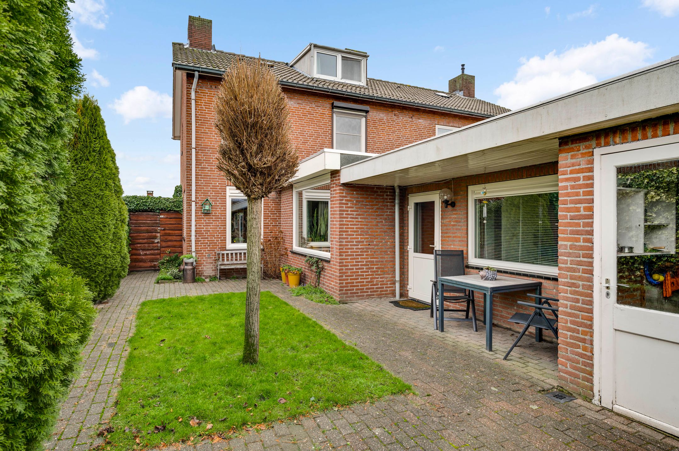 Foto 27 van Bernhardstraat 10