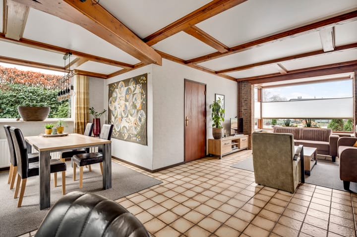 Foto 8 van Bernhardstraat 10