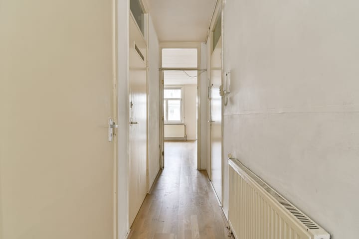 Photo 5 of Wilhelminastraat 128-2