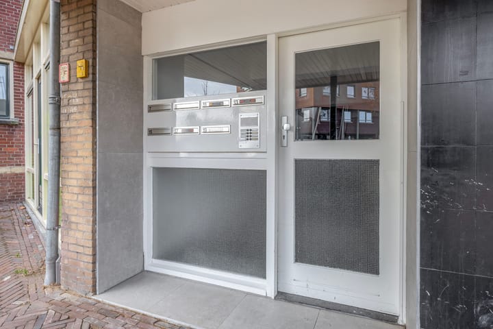 Photo 6 of Dorpsstraat 9