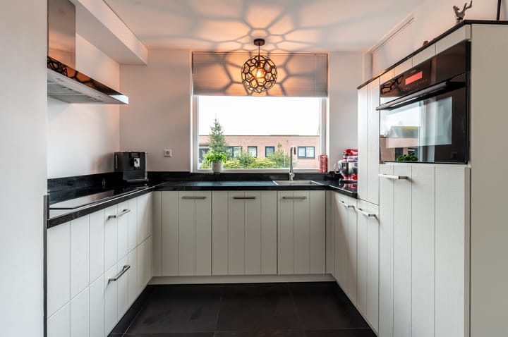 Foto 2 van Uitdamstraat 17