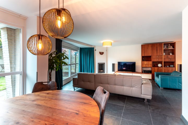 Foto 9 van Uitdamstraat 17