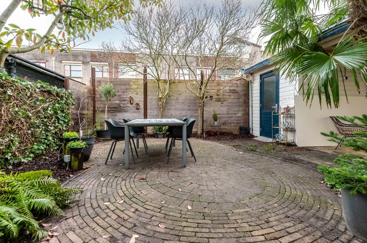 Foto 34 van Uitdamstraat 17