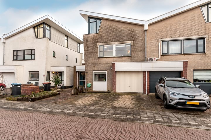 Foto 37 van Uitdamstraat 17