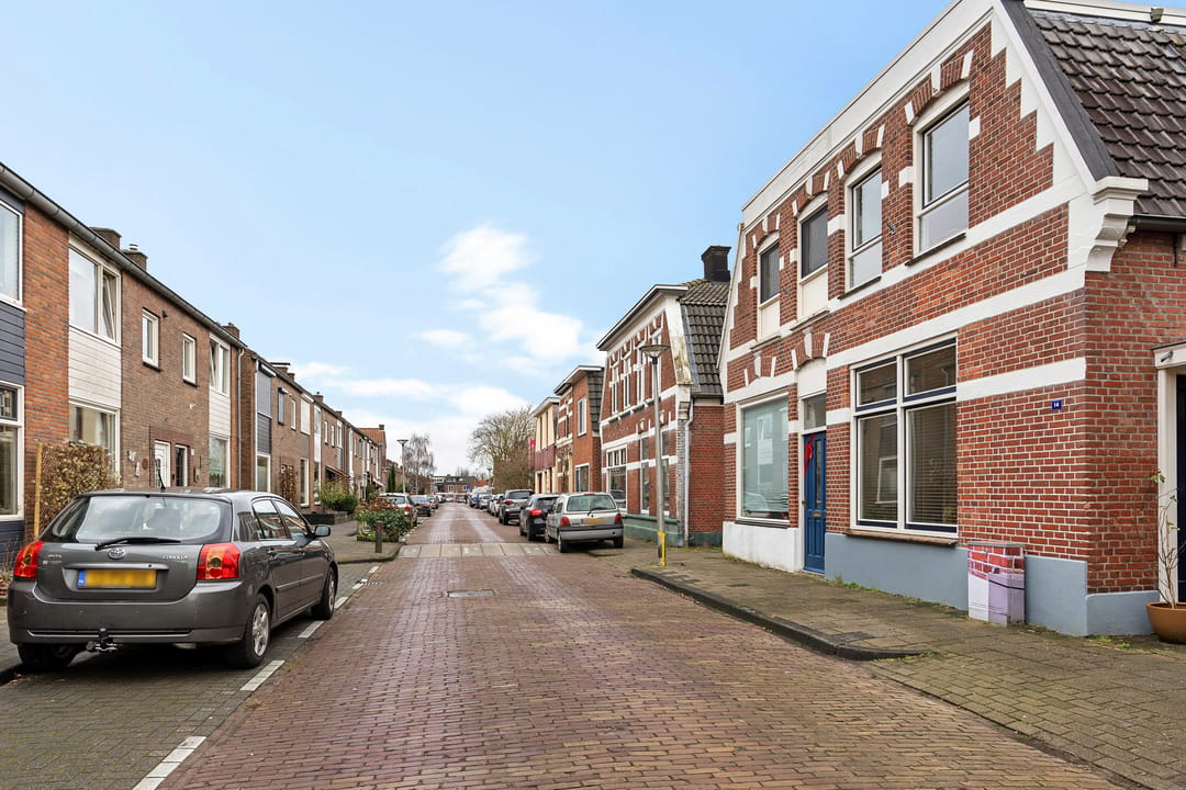 Photo 37 of Johannes ter Horststraat 14