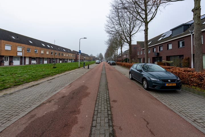 Foto 5 van Roodeschoolstraat 23