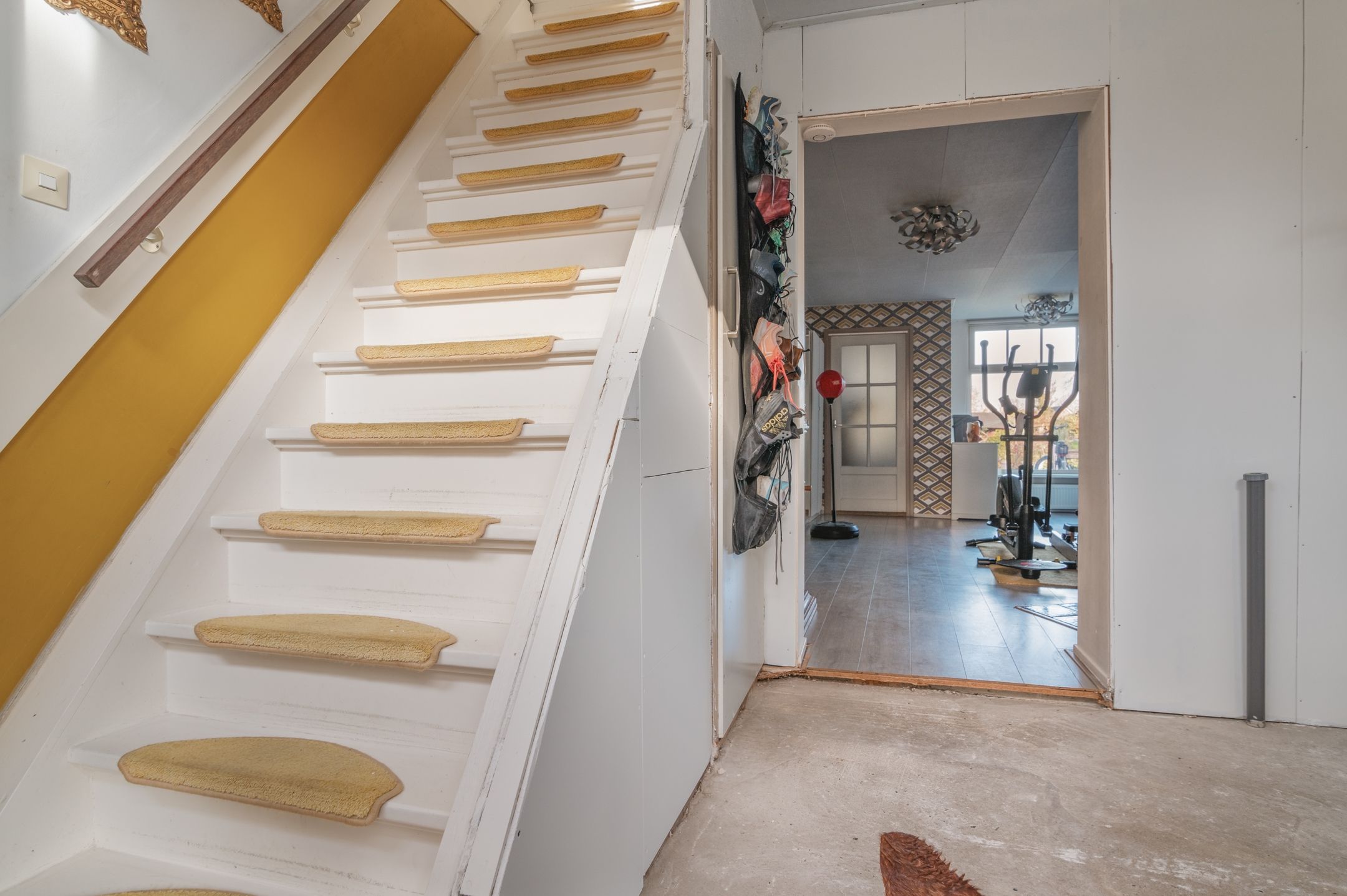 Photo 39 of Hoofdstraat 140