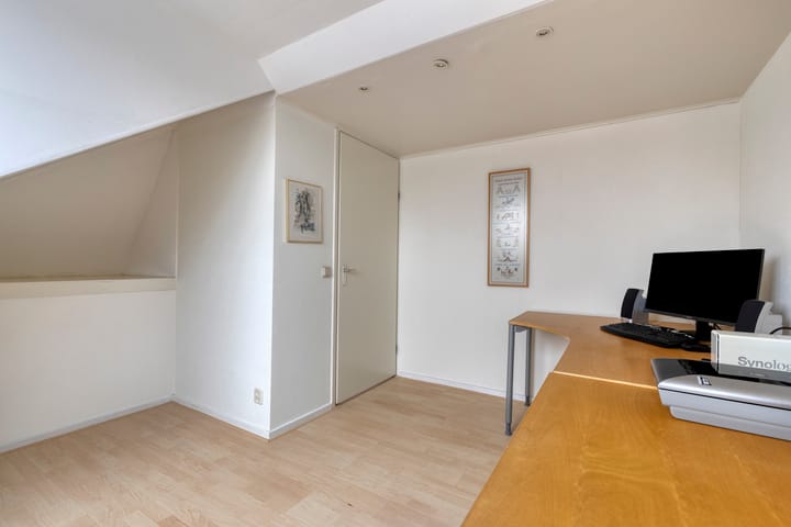 Foto 38 van Morellenstraat 8