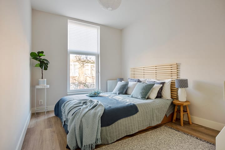 Foto 36 van Cornelis Trompstraat 74