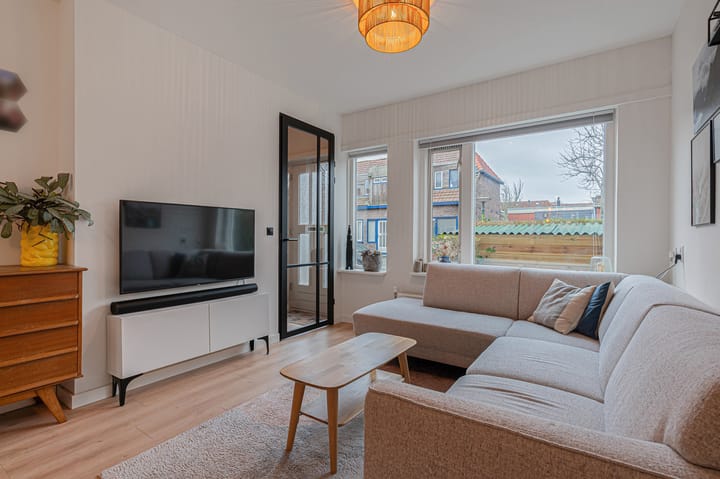 Foto 9 van Korenbloemstraat 4