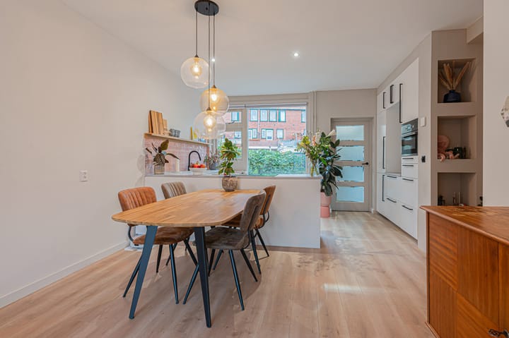 Foto 12 van Korenbloemstraat 4