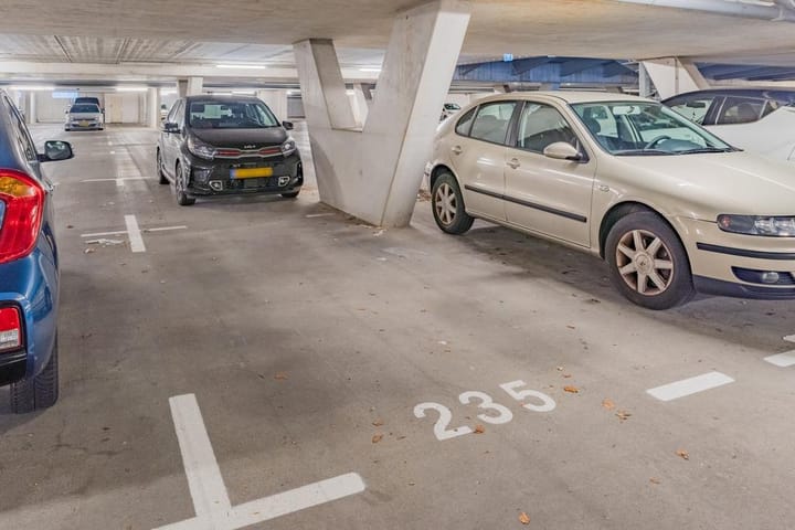 Foto 27 van Professor de Moorplein 547