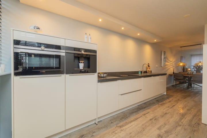 Foto 15 van Anne Vondelingplantsoen 19