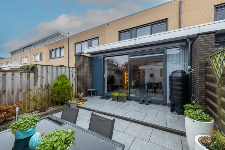 Foto 28 van Anne Vondelingplantsoen 19