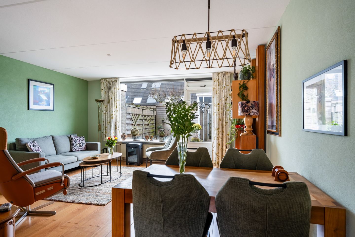 Photo 10 of Sterremos 33