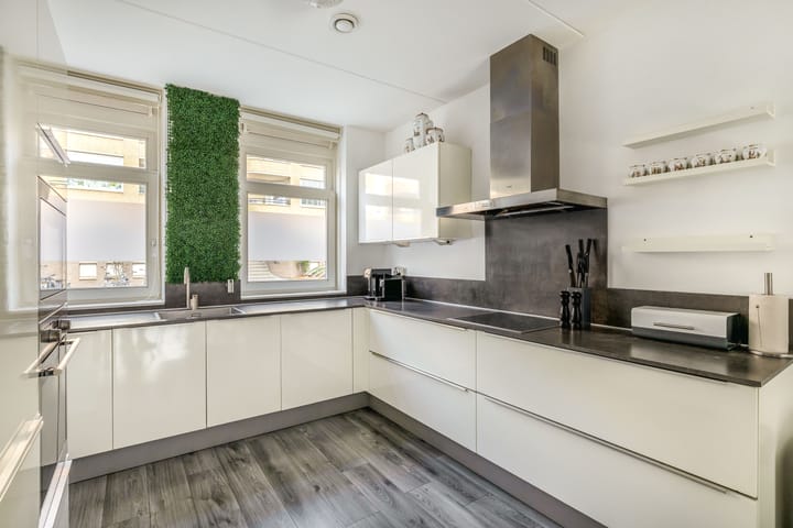 Foto 2 van Raephorststraat 58