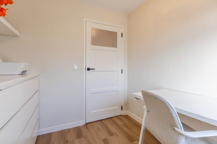 Photo 22 of Julianalaan 72