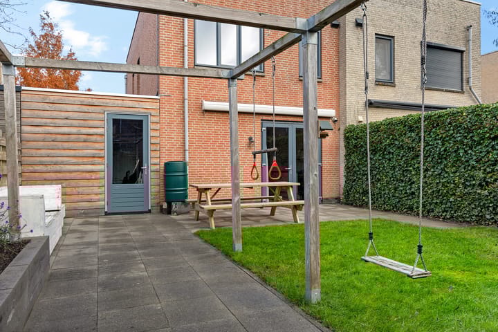 Foto 4 van Annie Zernikeweg 34