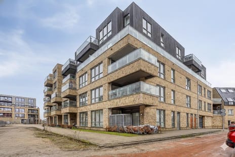 undefined main image