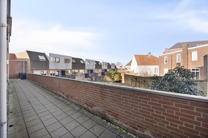 Foto 7 van Kaatsbaan 14