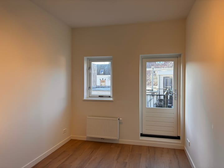 Photo 8 of Voorstraat 38-A