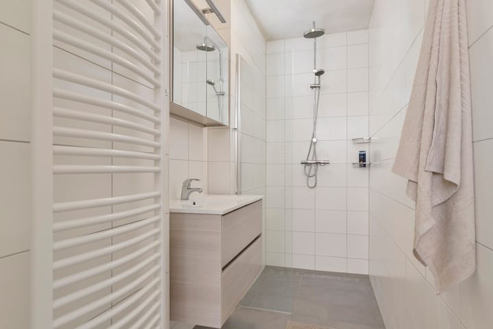 Photo 31 of Dierenriemstraat 57