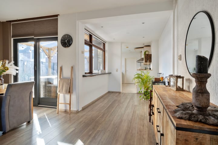 Foto 3 van Baroniestraat 1